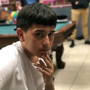 Meet your Posher, Jonathan